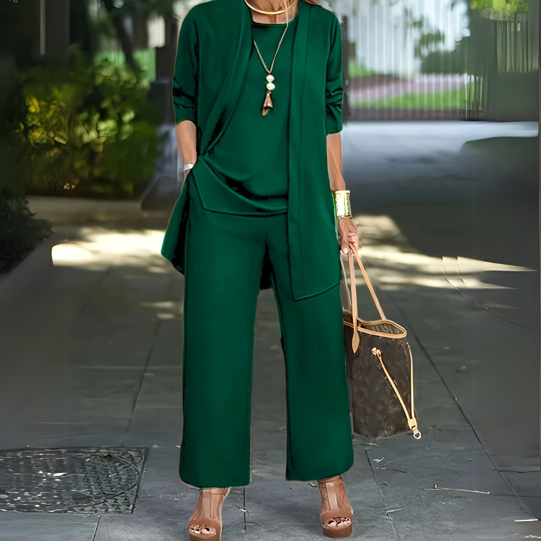 Completo tre pezzi da donna con pantaloni a gamba larga