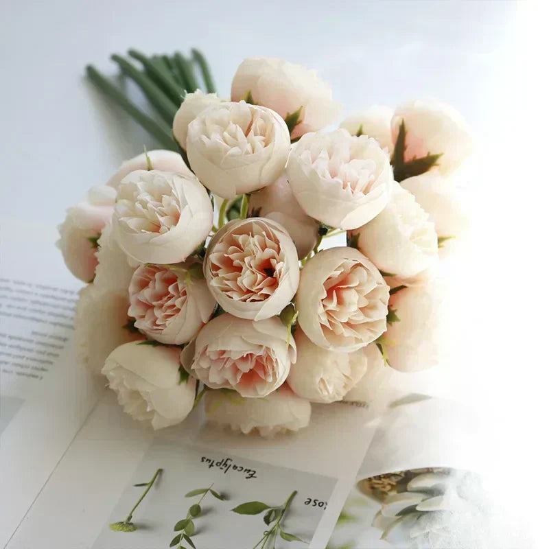 Composizione floreale in seta con peonie – Collezione Tonalità Romantiche