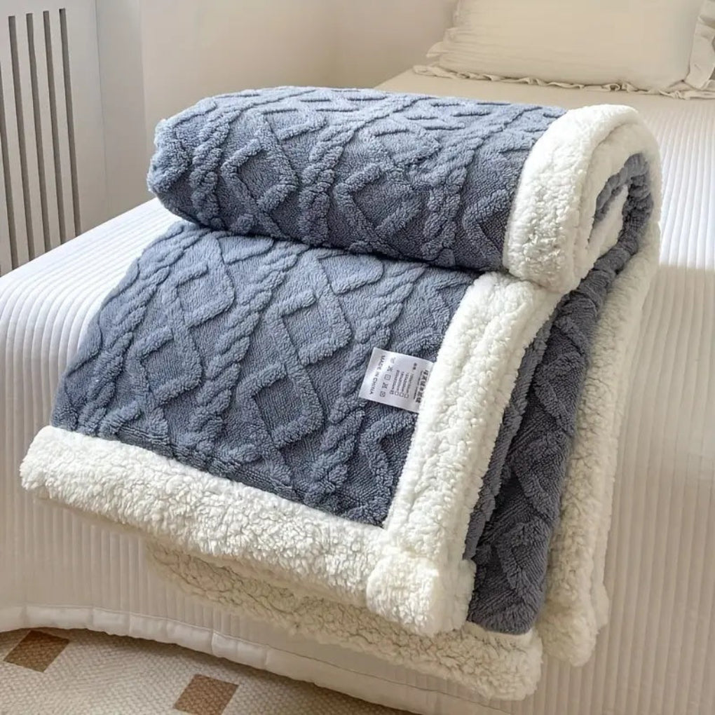 Coperta in Maglia Sherpa con Motivo a Rombi
