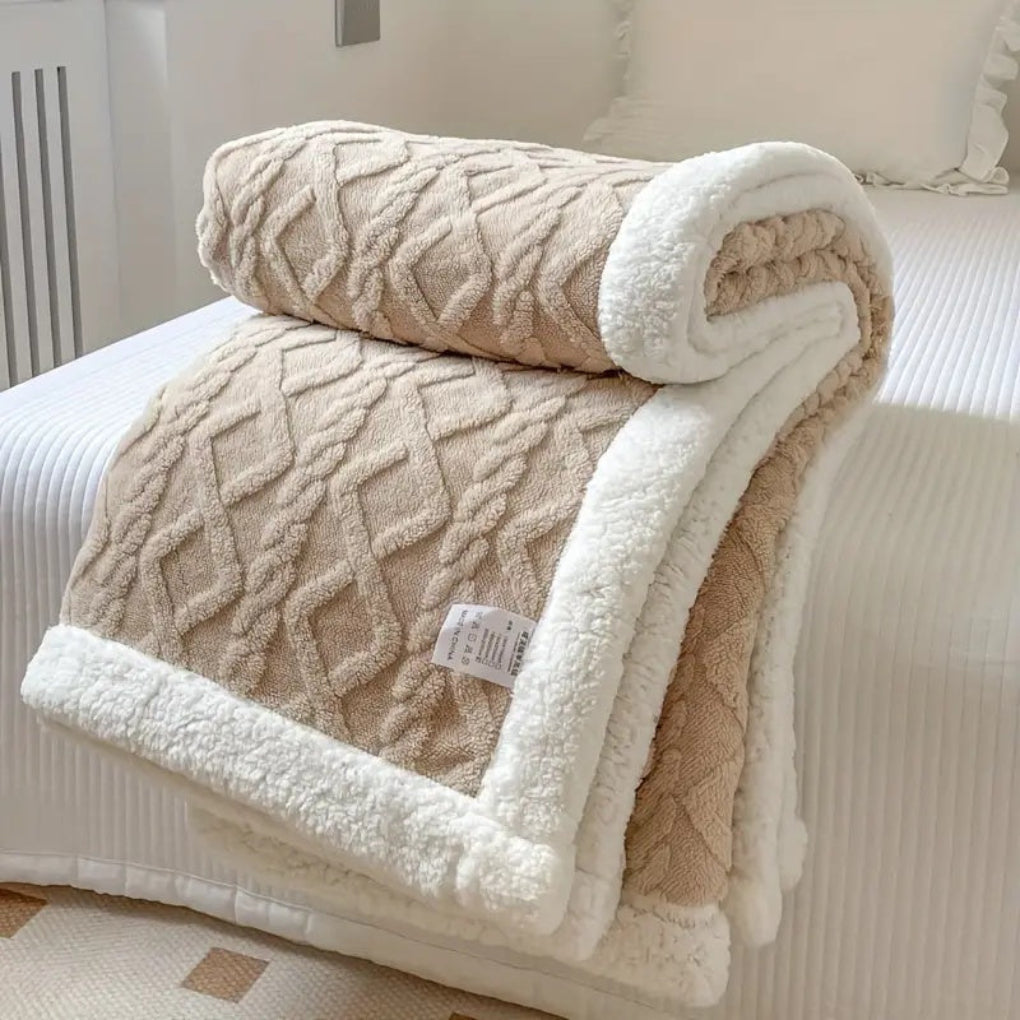 Coperta in Maglia Sherpa con Motivo a Rombi