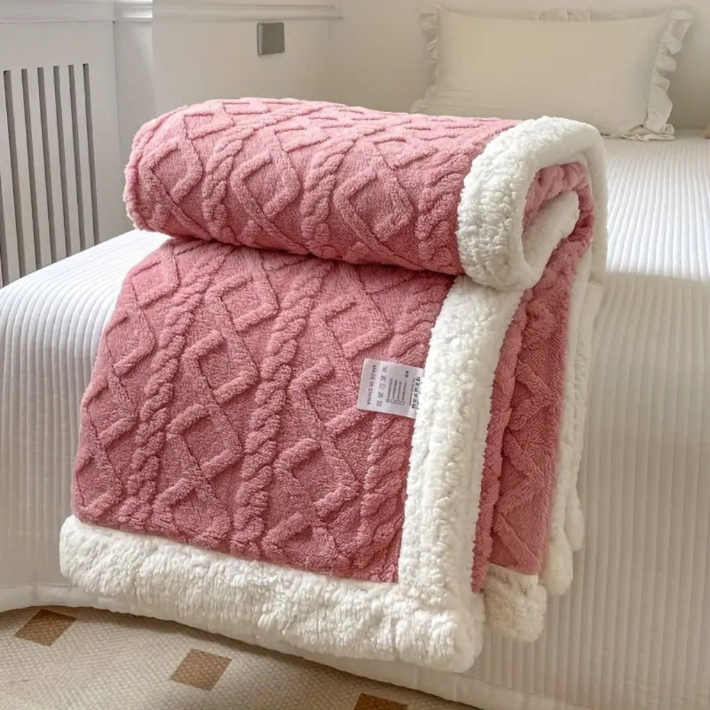 Coperta in Maglia Sherpa con Motivo a Rombi