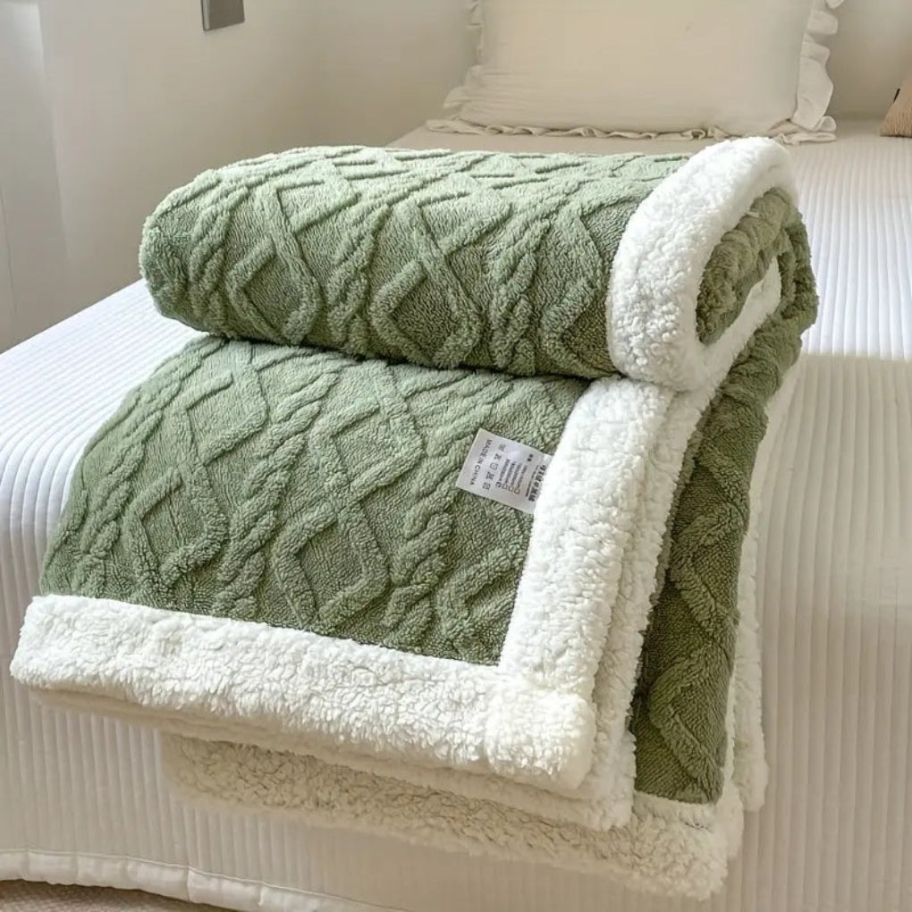 Coperta in Maglia Sherpa con Motivo a Rombi