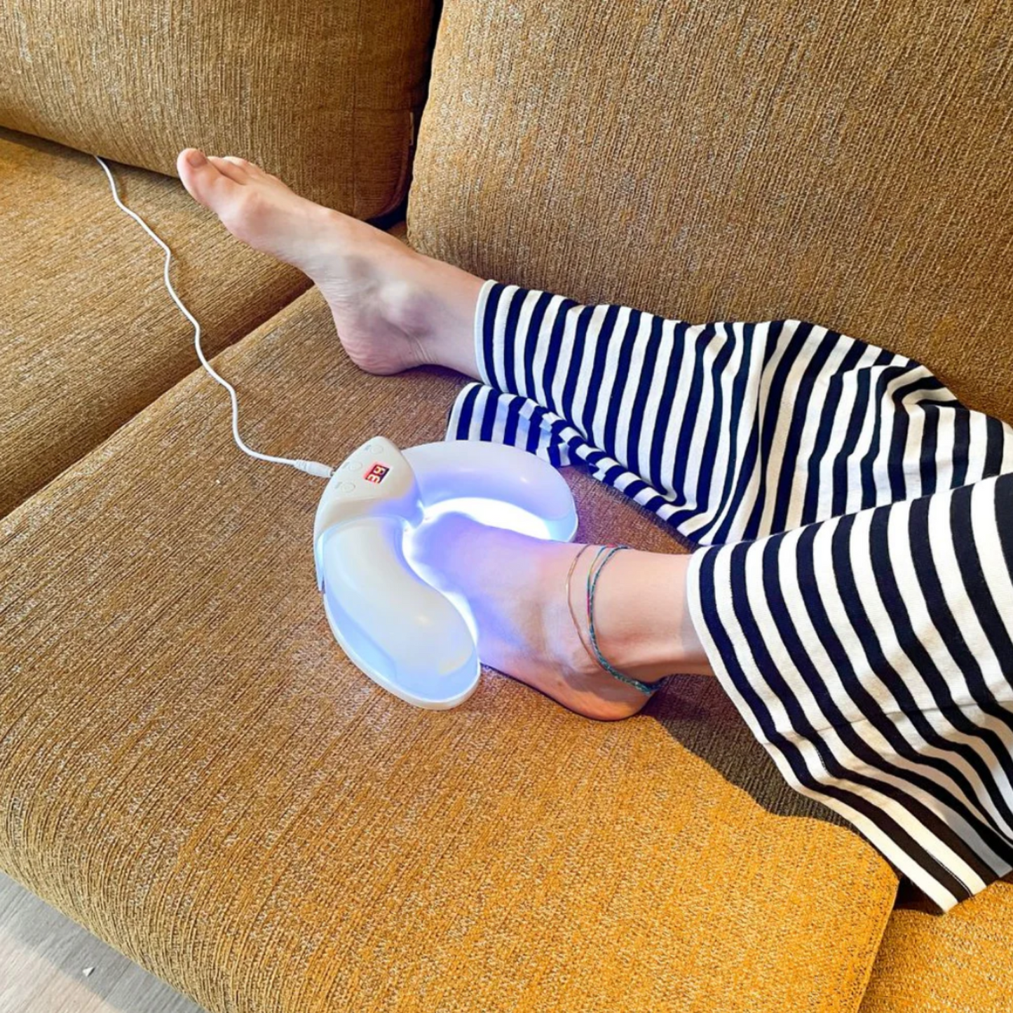 Dispositivo laser per il trattamento della micosi dell'unghia – Terapia sicura e indolore