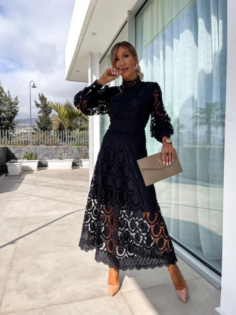 Elegante abito midi da donna in pizzo