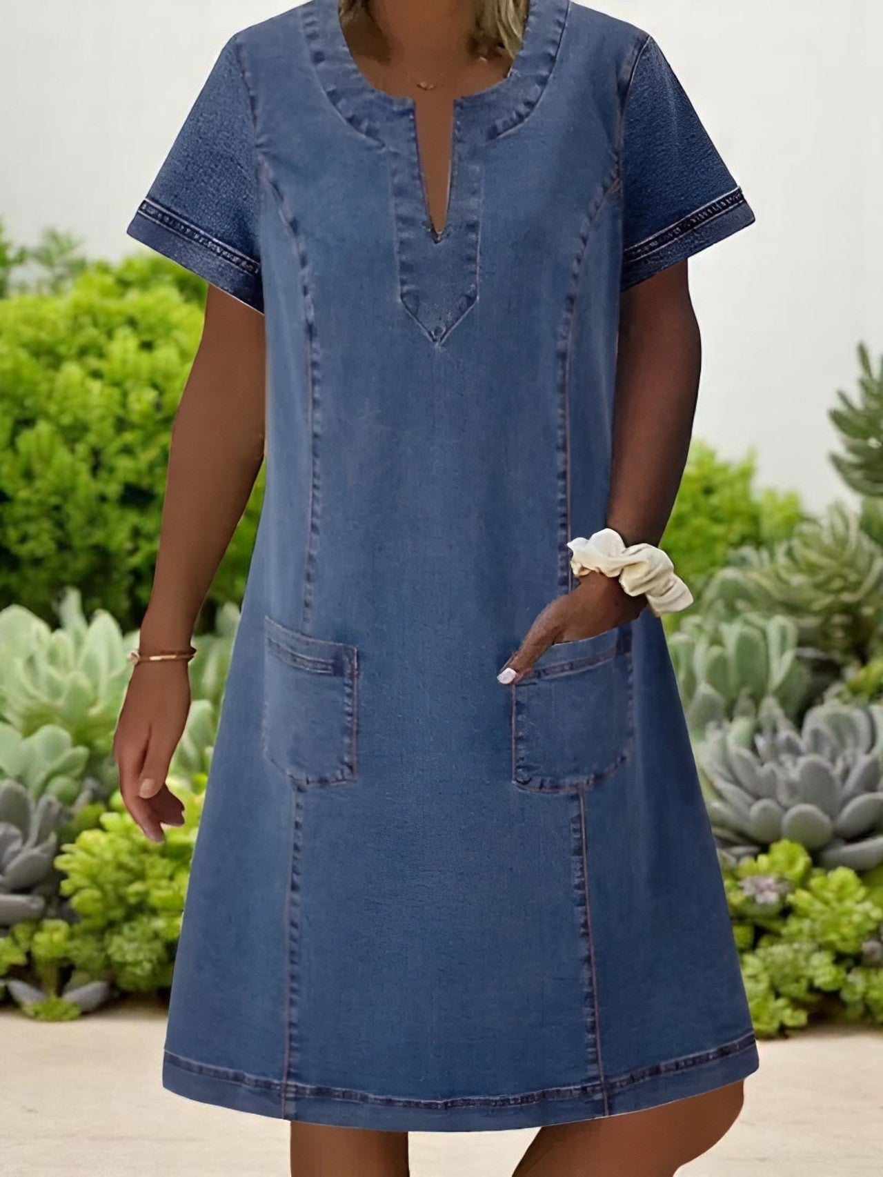 Elegante abito midi in morbido denim per uno stile casual