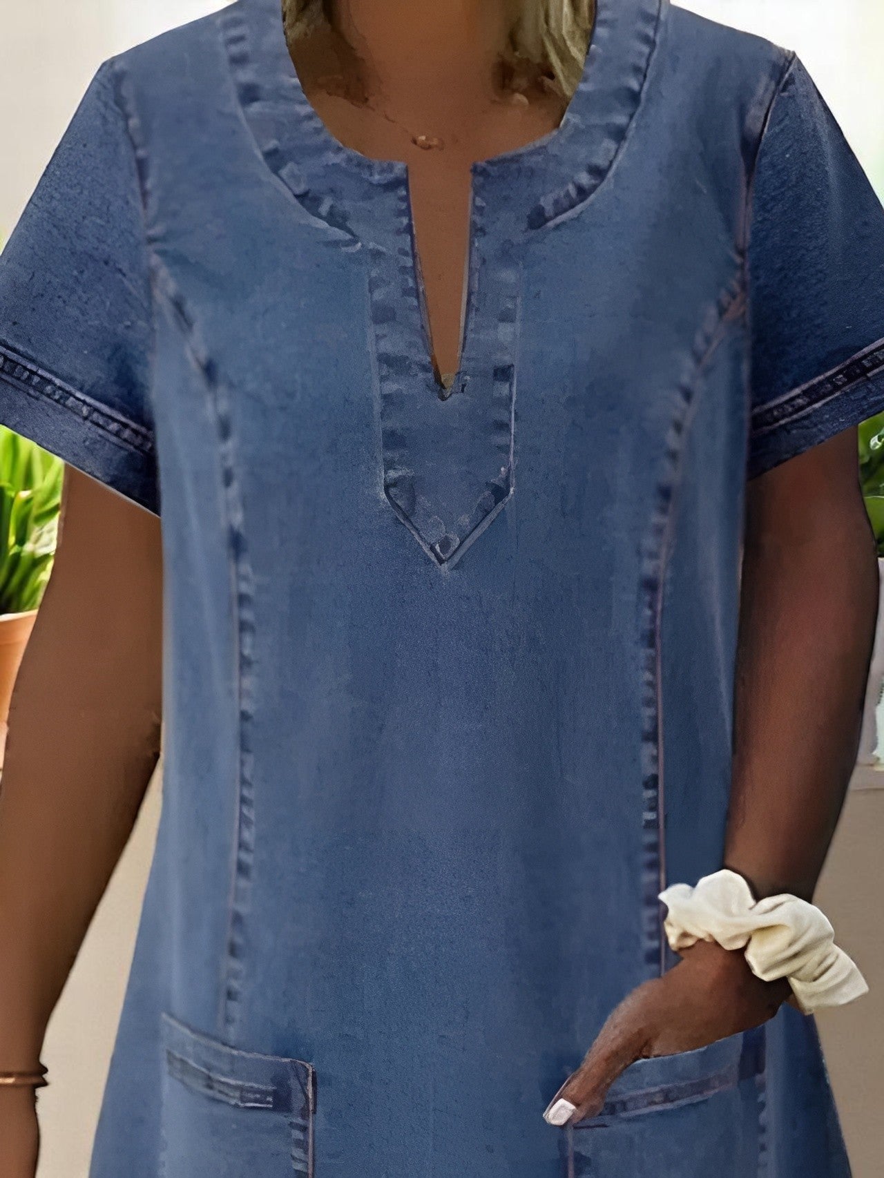 Elegante abito midi in morbido denim per uno stile casual
