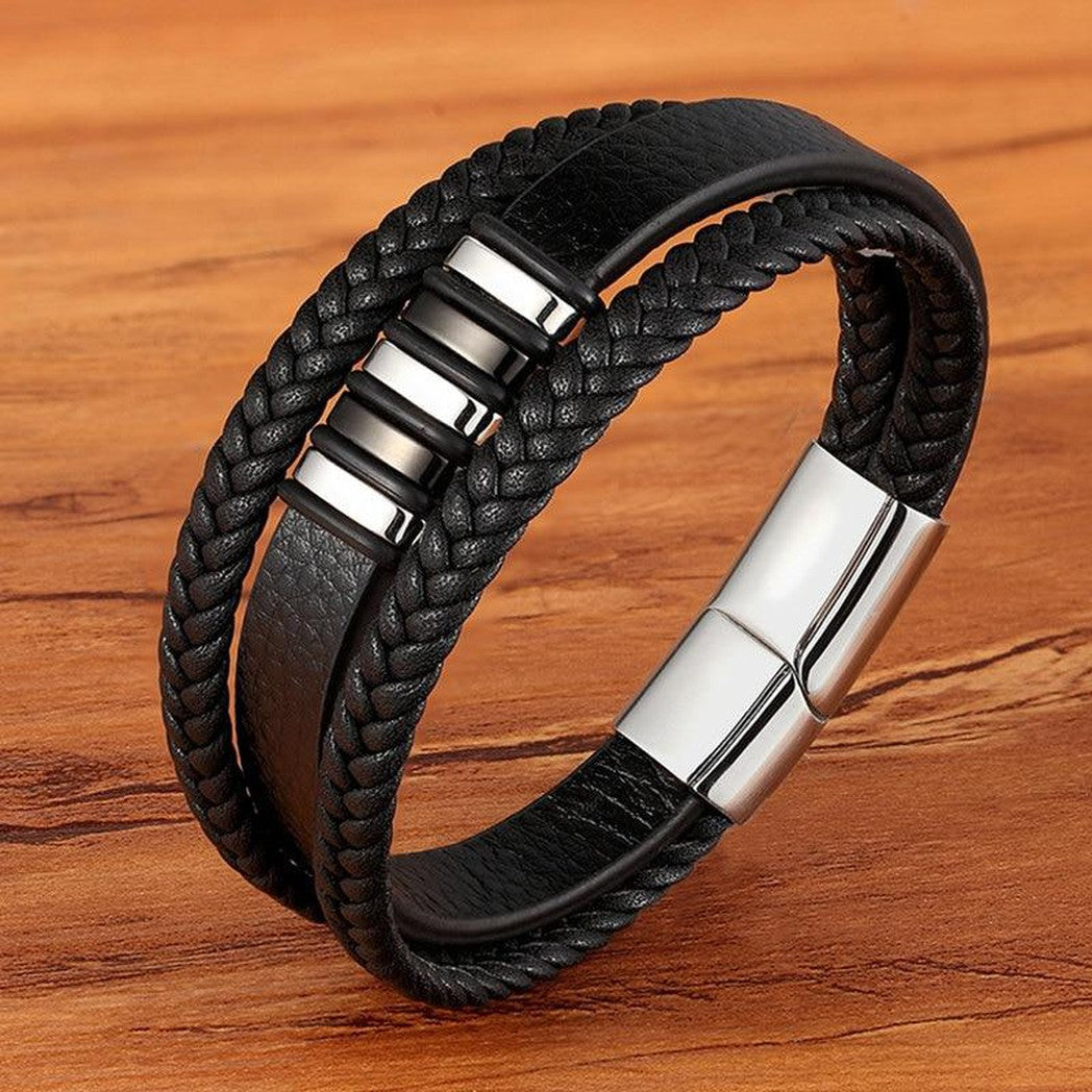 Eleganti bracciali da uomo in vera pelle