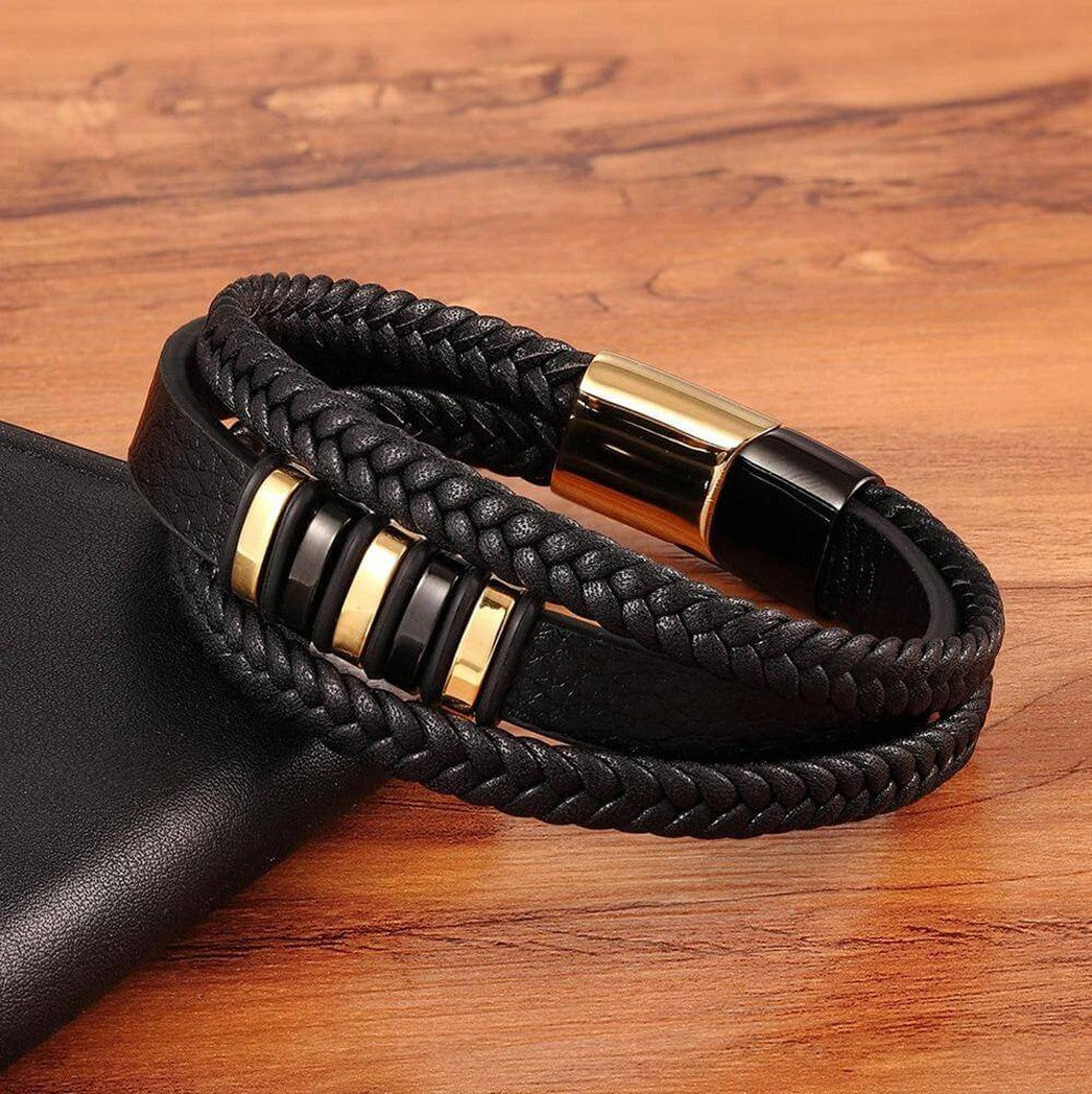 Eleganti bracciali da uomo in vera pelle