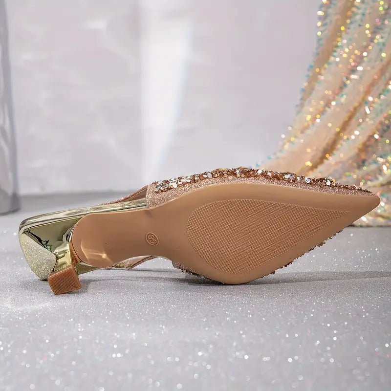 Eleganti scarpe da sera con tacco alto