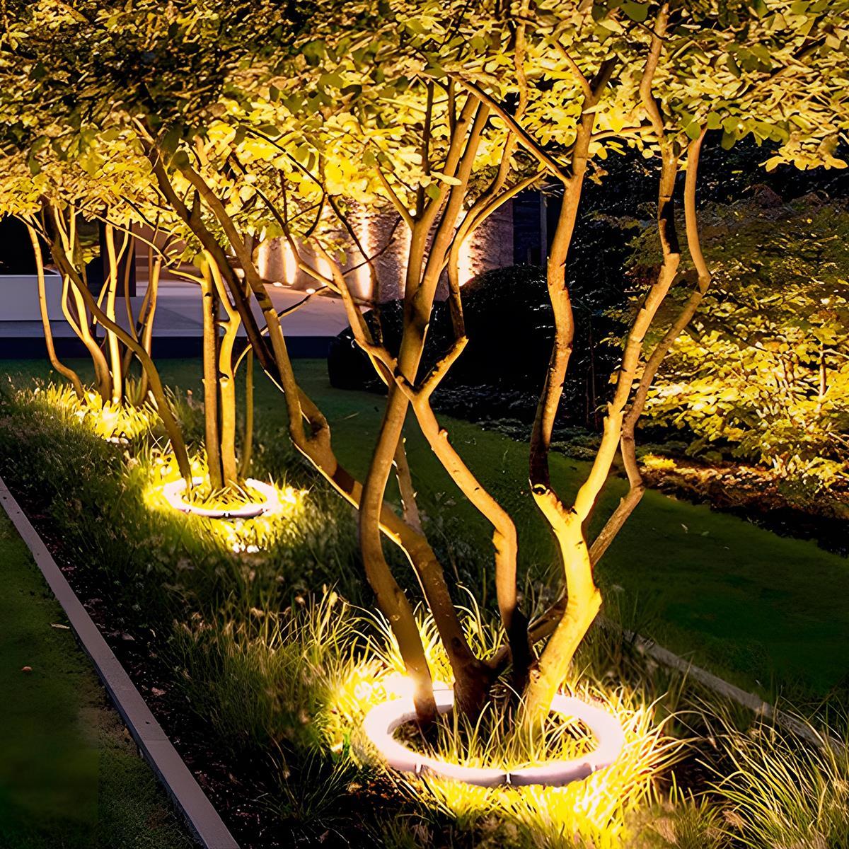 Faretto LED curvo da giardino con picchetto, 12W, RGB e bianco caldo, IP65