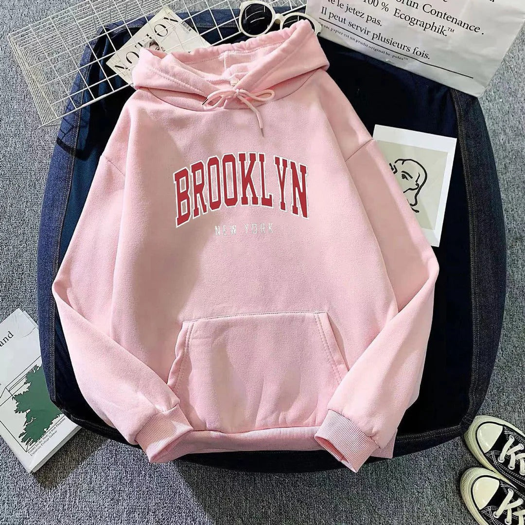 Felpa con cappuccio da donna con elegante stampa Brooklyn