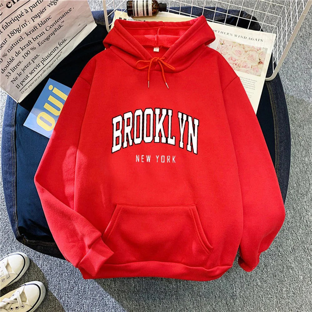 Felpa con cappuccio da donna con elegante stampa Brooklyn