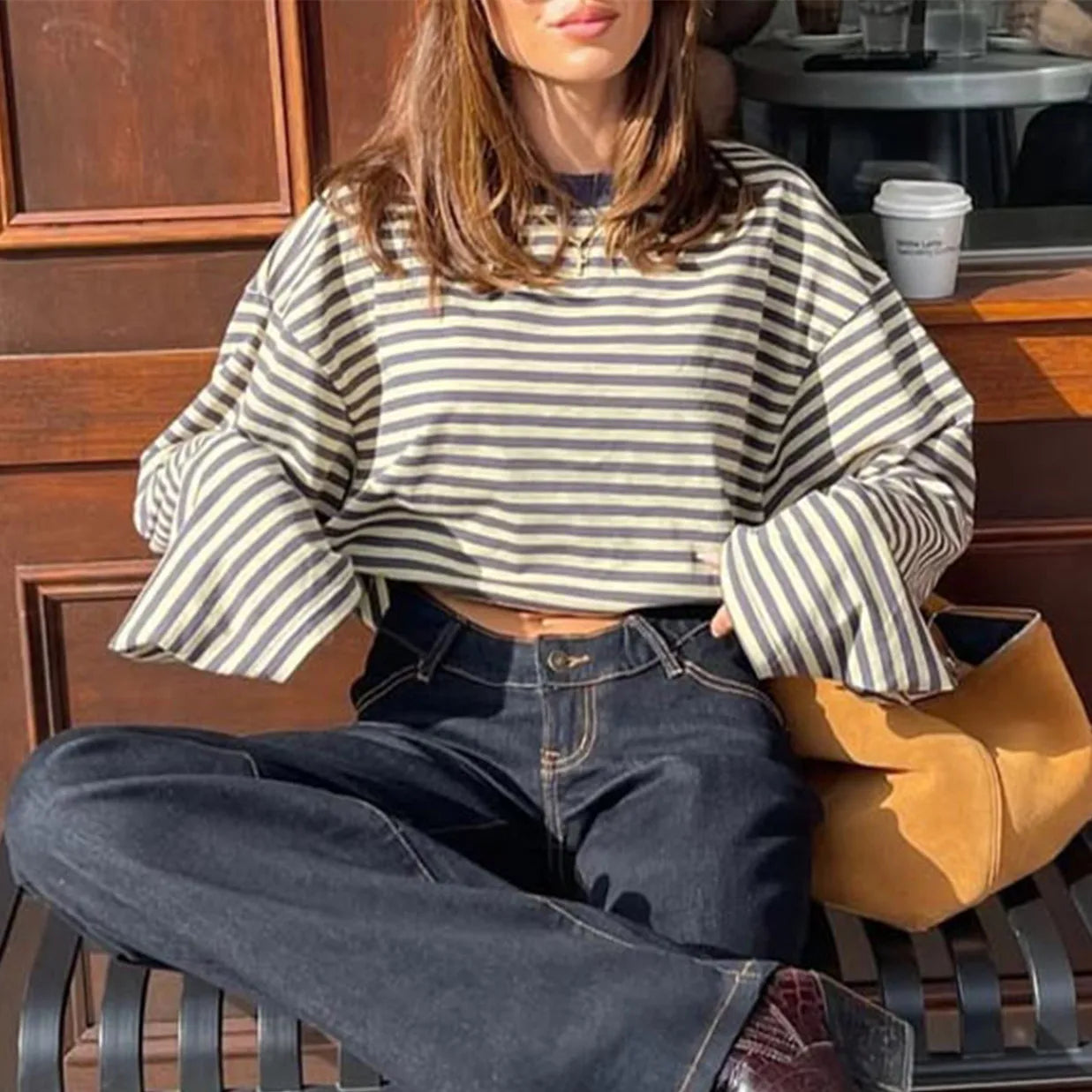 Felpa da donna oversize a righe a maniche lunghe con girocollo