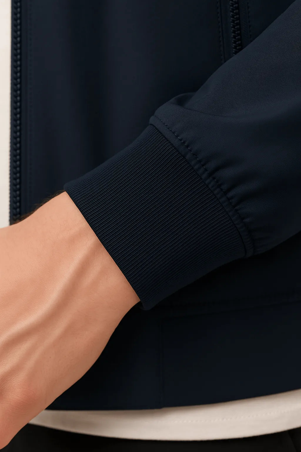 Giacca bomber classica da uomo blu scuro con zip – Giacca mezza stagione leggera in resistente poliestere con tasche e bordi a costine