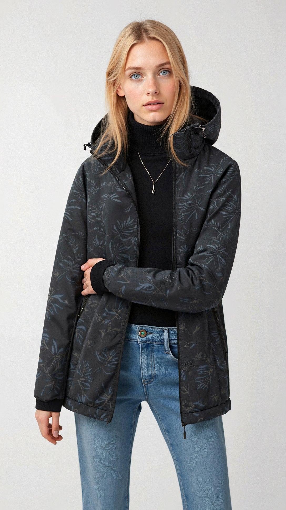 Giacca da donna con cappuccio e zip a fantasia floreale