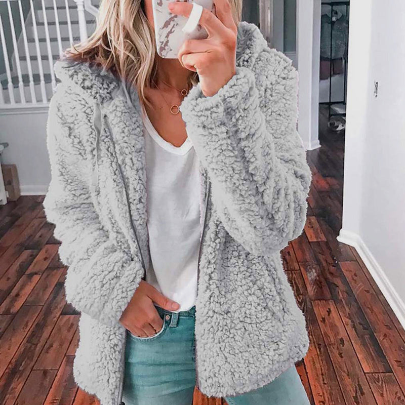 Giacca da donna in pile con zip e cappuccio