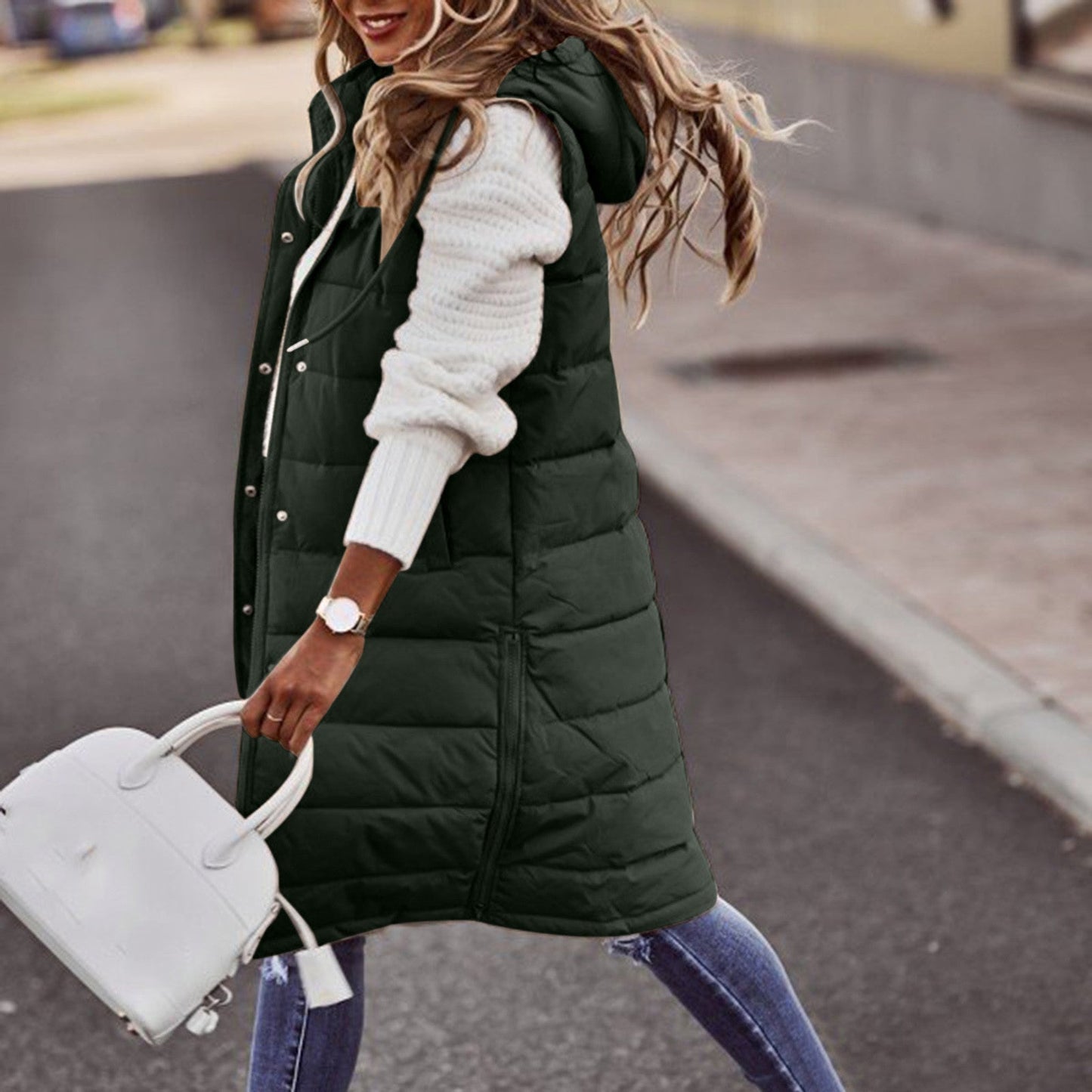 Gilet imbottito da donna con cappuccio