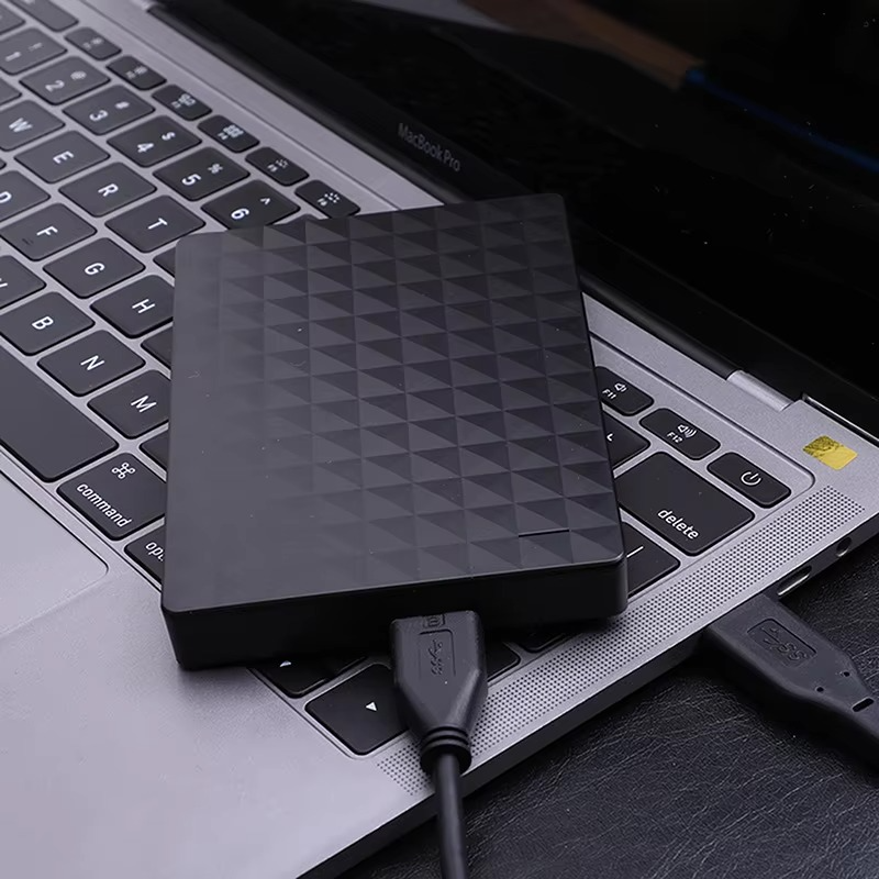 Hard Disk Esterno 8 TB USB 3.0 – Soluzione di Archiviazione Portatile – Design Compatto Nero con Funzionalità Plug and Play