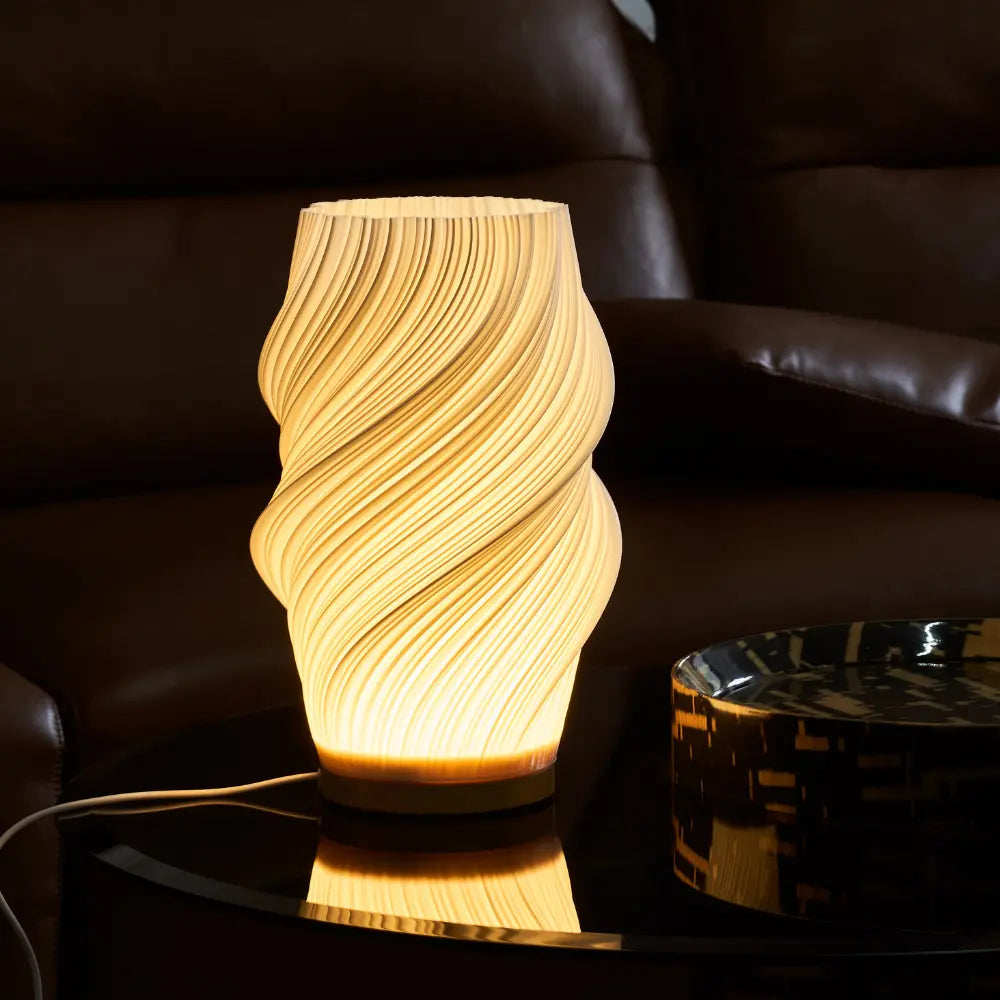 Lampada a LED di design dimmerabile con struttura ondulata