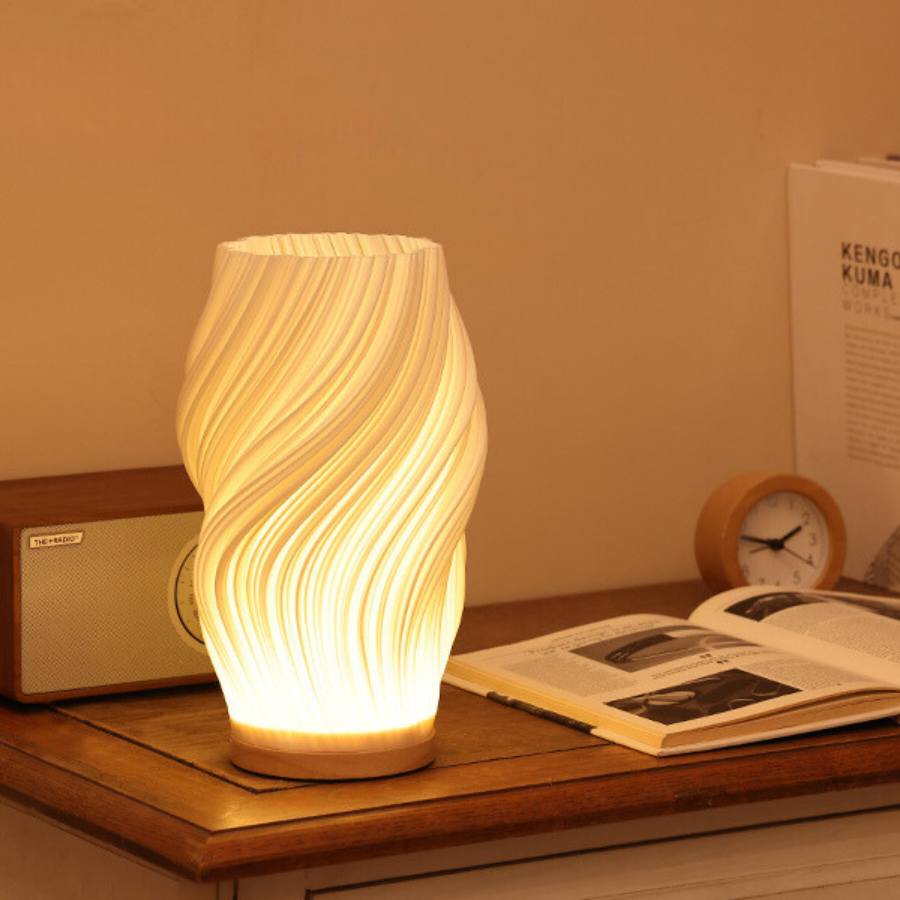 Lampada a LED di design dimmerabile con struttura ondulata