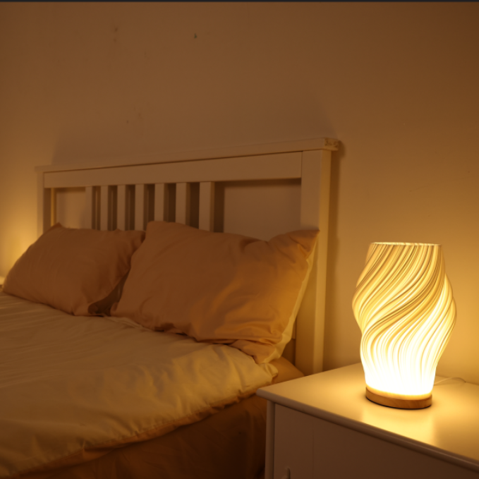 Lampada a LED di design dimmerabile con struttura ondulata