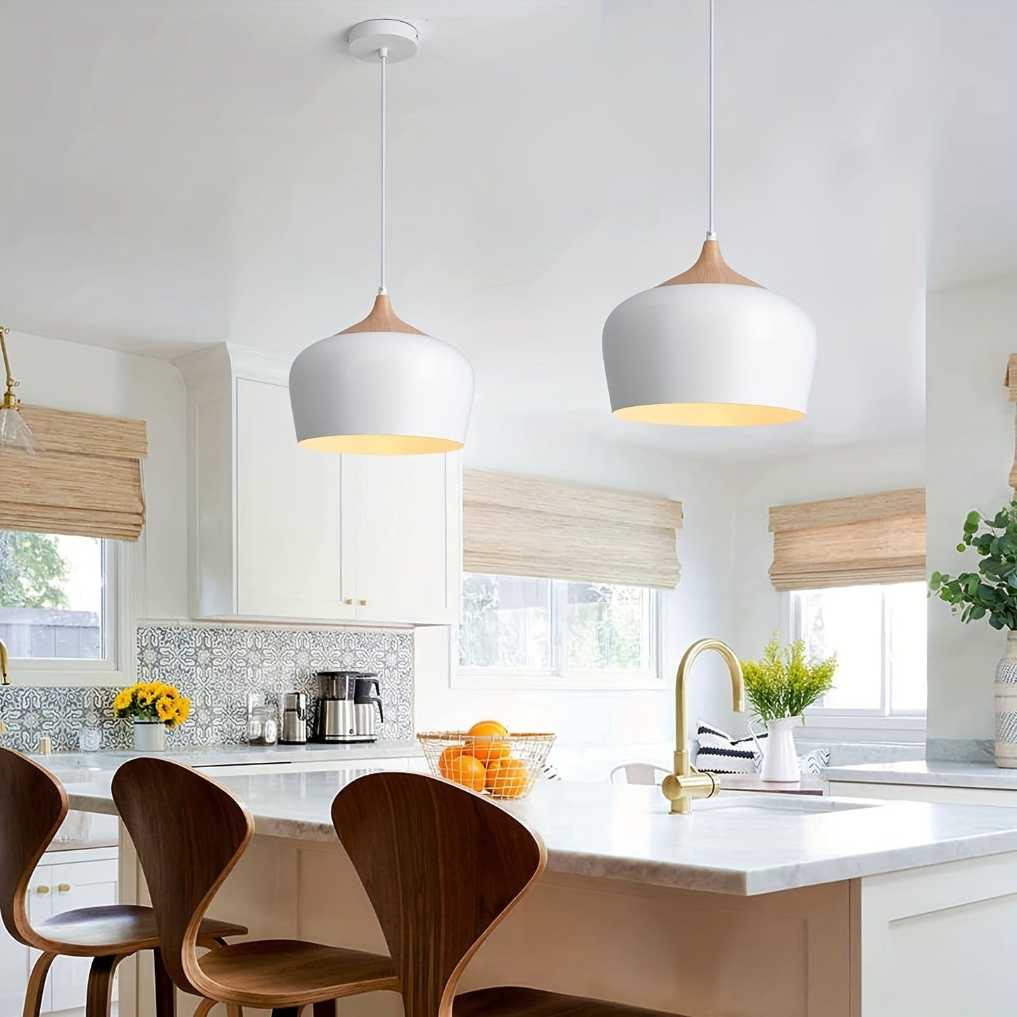 Lampada a sospensione moderna in stile scandinavo | Struttura in ferro con dettagli in legno