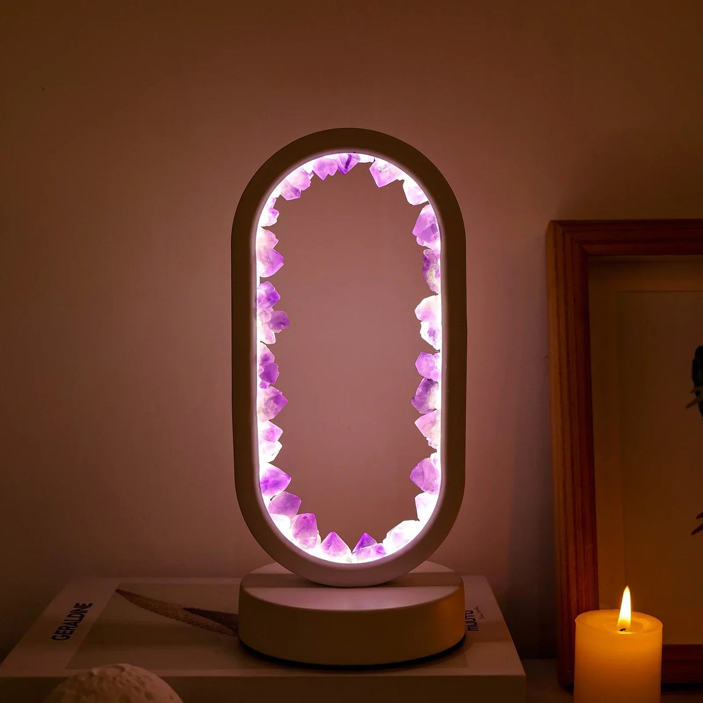 Lampada con cristallo naturale di ametista – luce rilassante per camera da letto e meditazione