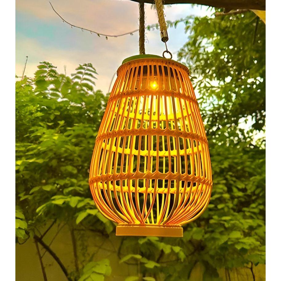Lampada da giardino solare in rattan con illuminazione automatica per esterni