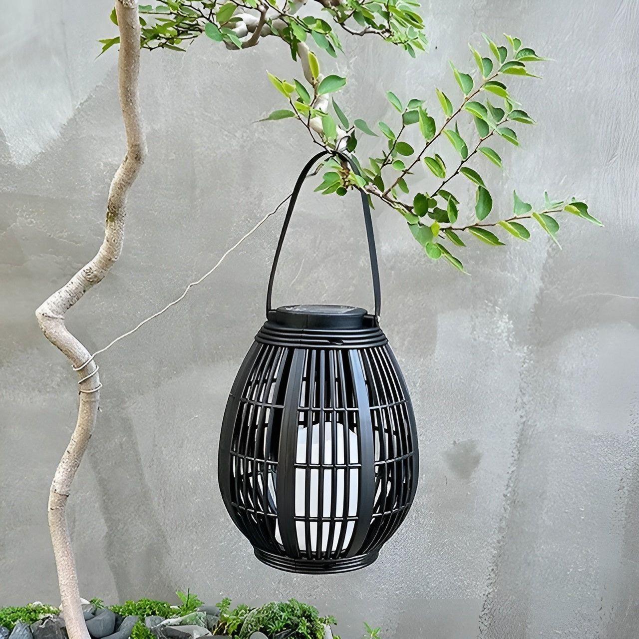 Lampada da giardino solare in rattan con illuminazione automatica per esterni