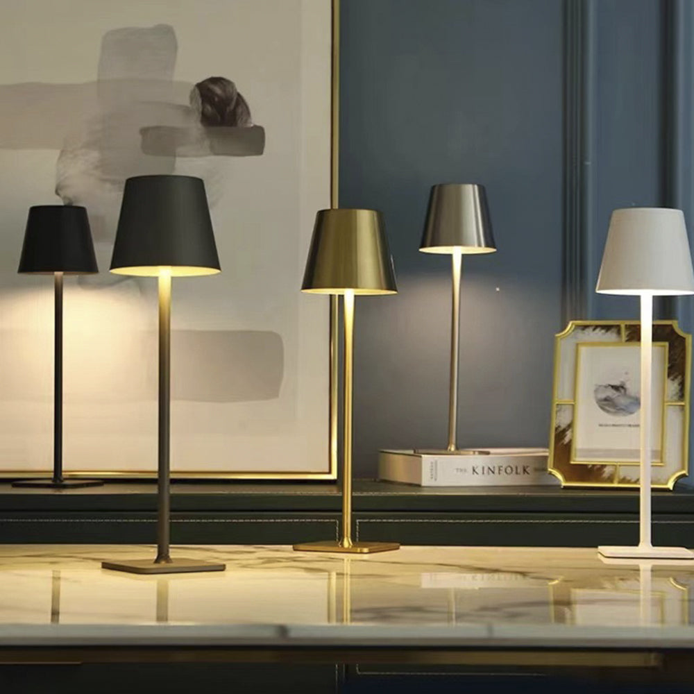 Lampada da tavolo a LED ricaricabile con controllo touch