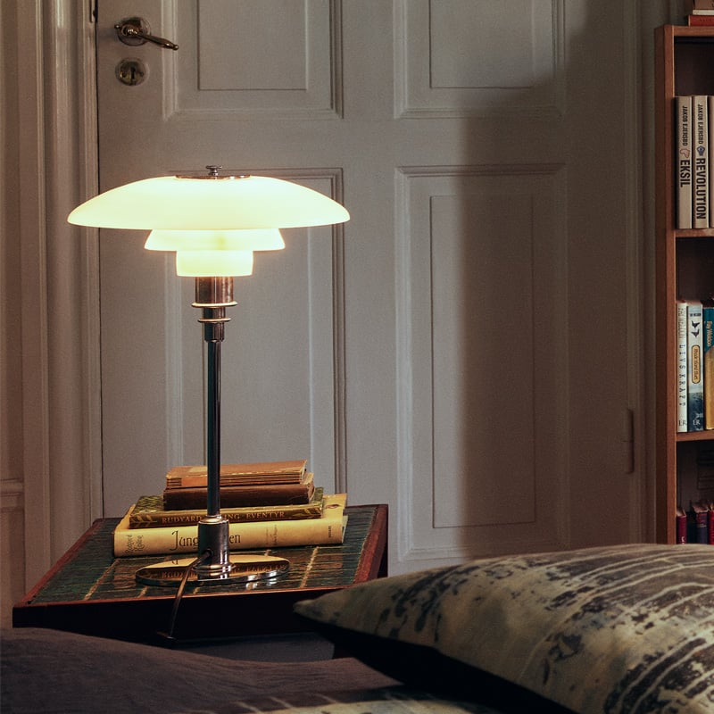 Lampada da tavolo LED dal design danese