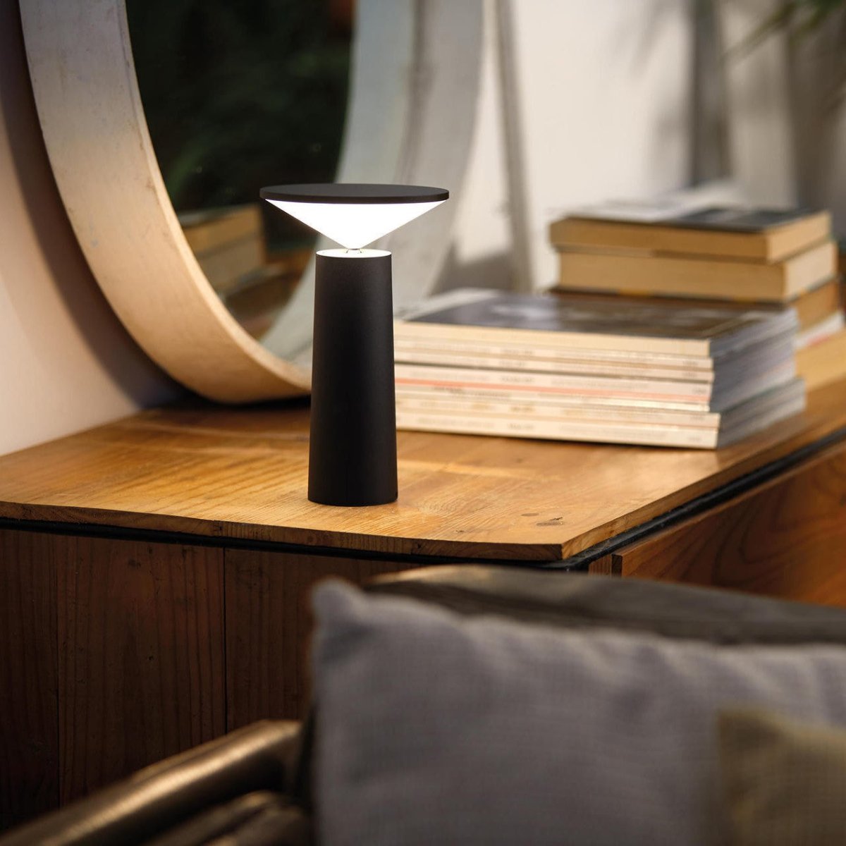 Lampada da tavolo Libra | Illuminazione di design moderna e dimmerabile