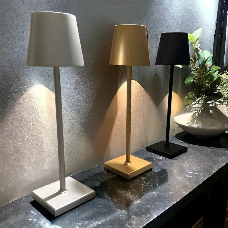 Lampada da Tavolo Senza Fili Ricaricabile - Elegante LED per Interni ed Esterni