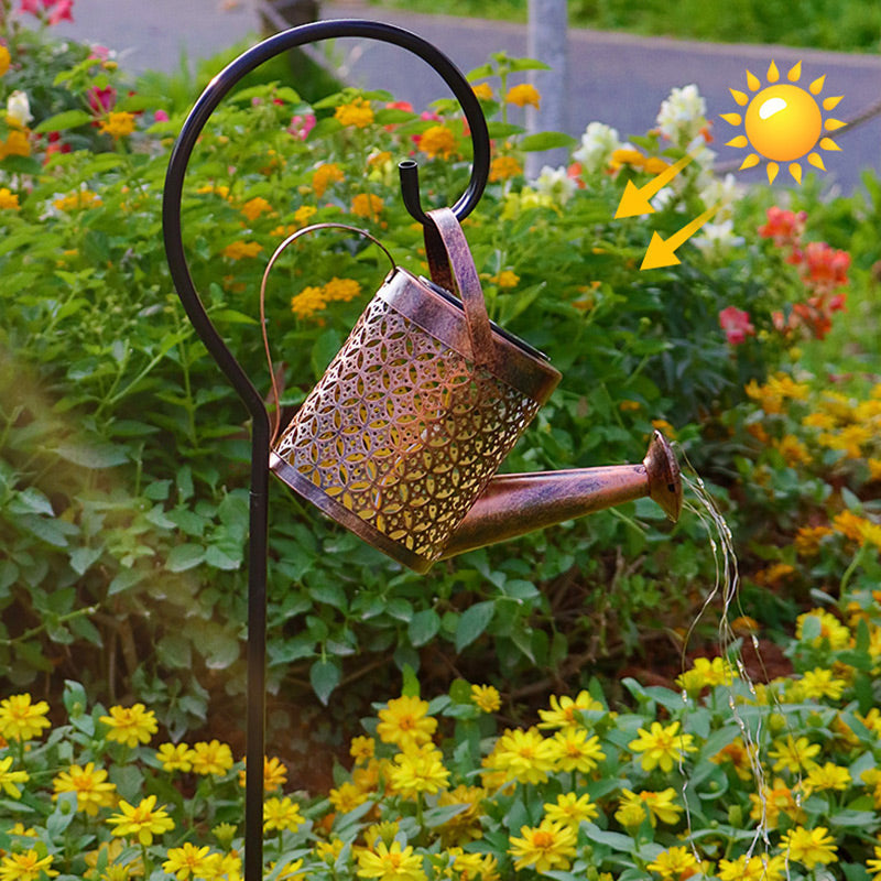 Lampada decorativa da giardino a forma di annaffiatoio