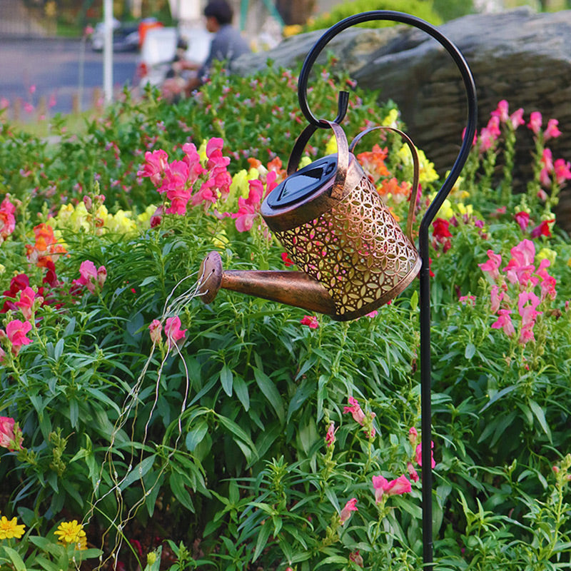 Lampada decorativa da giardino a forma di annaffiatoio