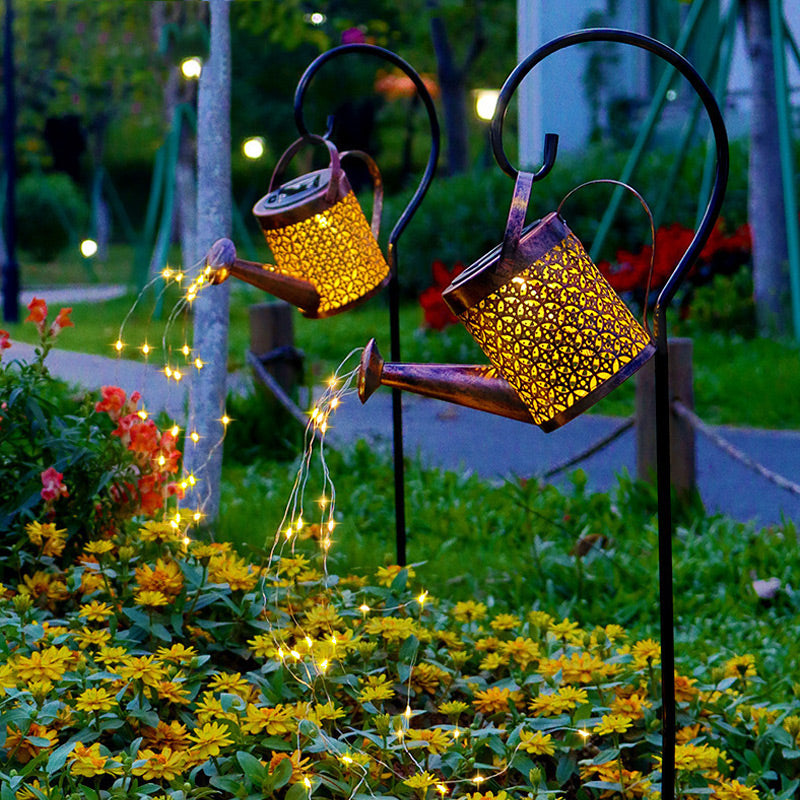 Lampada decorativa da giardino a forma di annaffiatoio