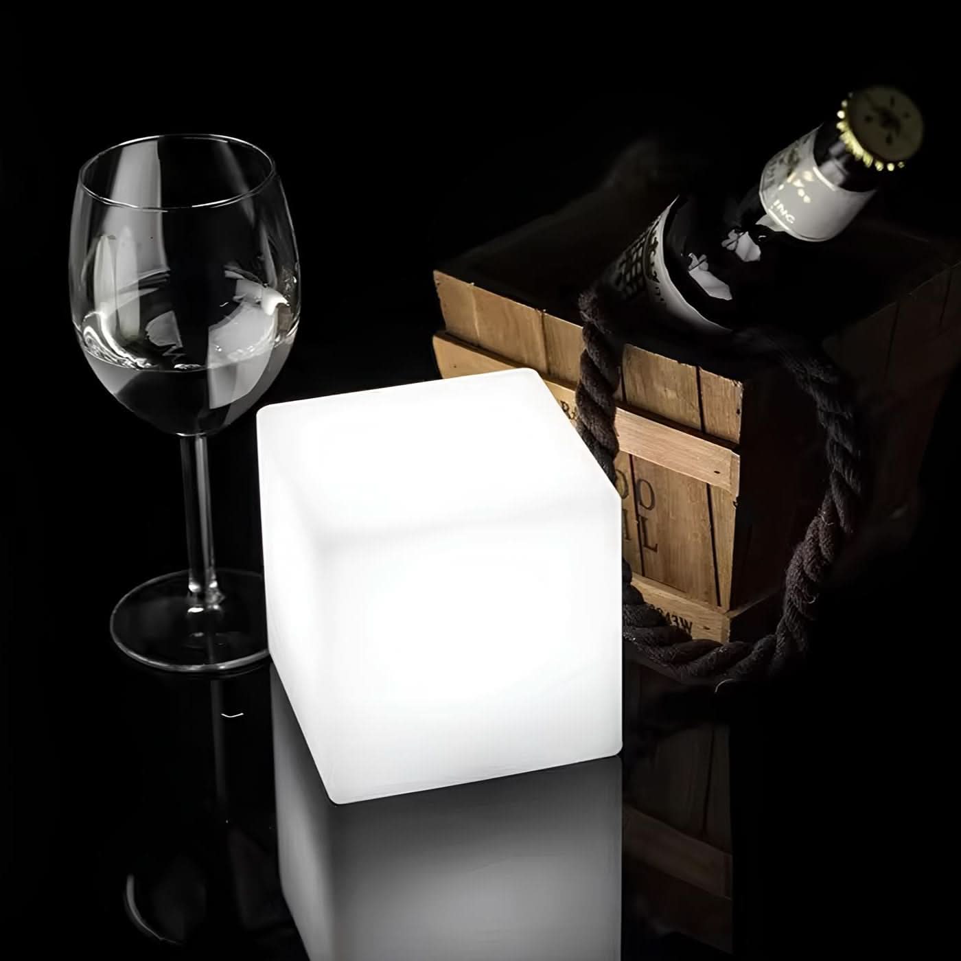 Lampada LED da giardino a cubo senza fili