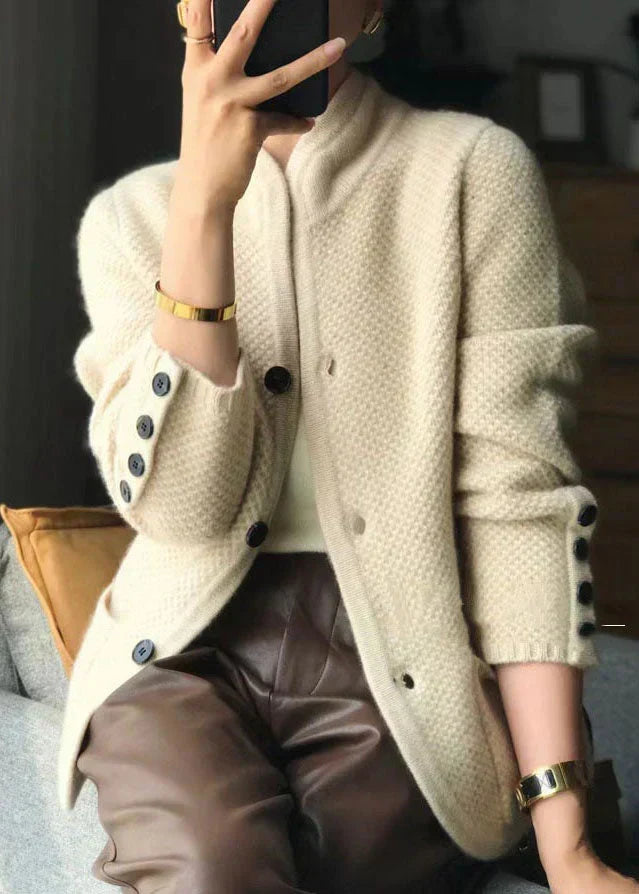 Lussuoso cardigan in maglia comodo