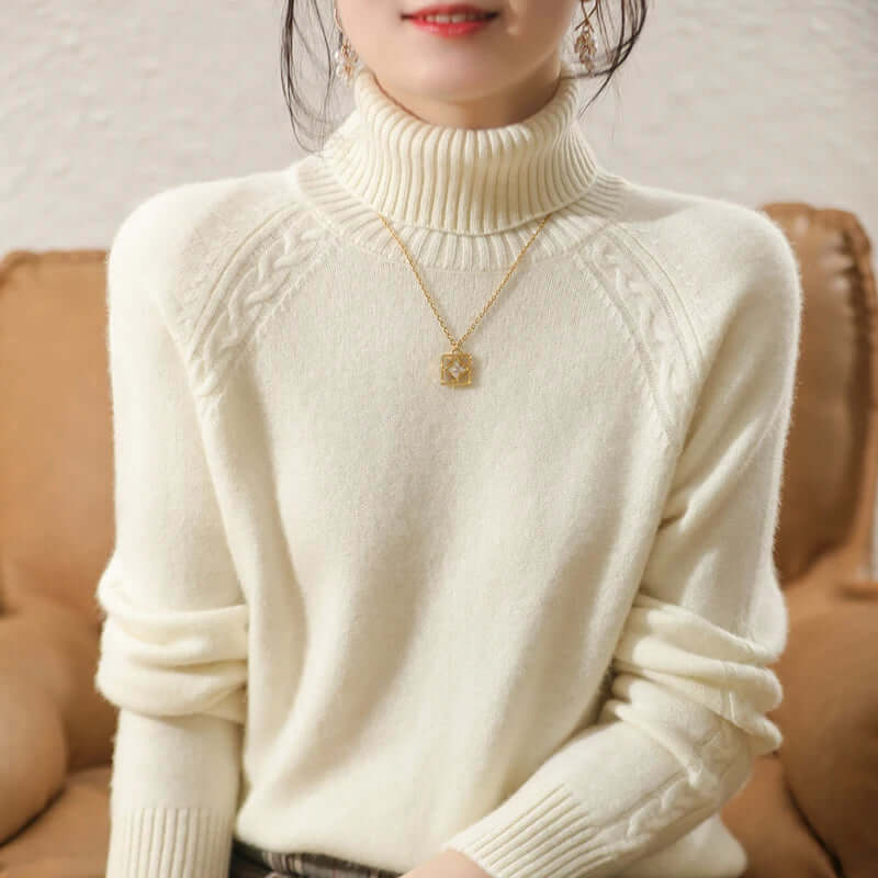 Maglione in maglia a collo alto da donna