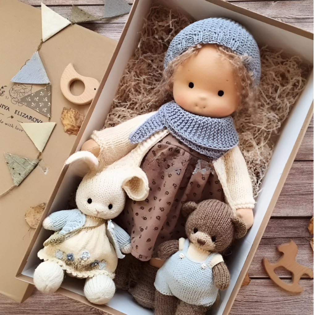 Morbida Bambola da Coccole Stile Waldorf con Morbido Cardigan in Maglia