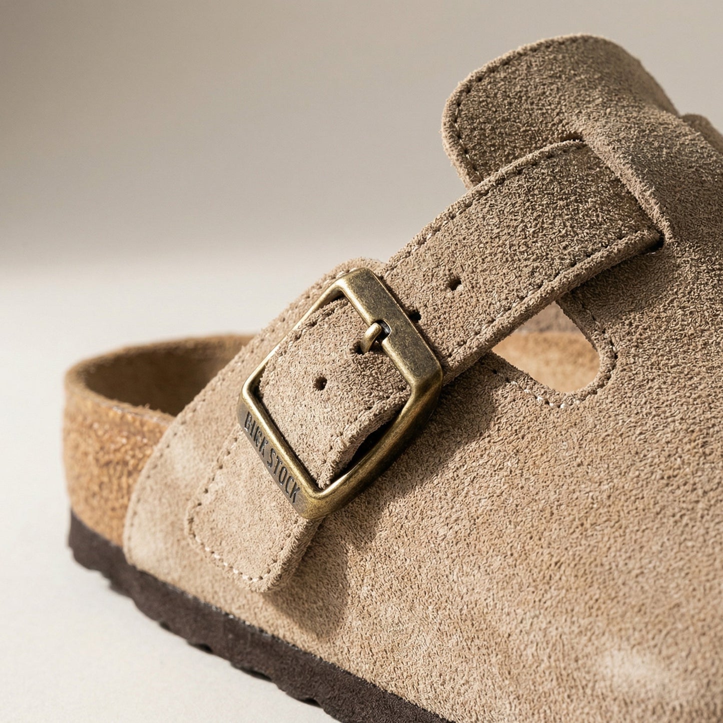 Mule aperte sul tallone
