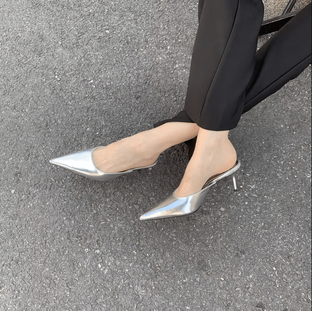 Mules da donna con tacco e punta stretta, eleganti e moderni
