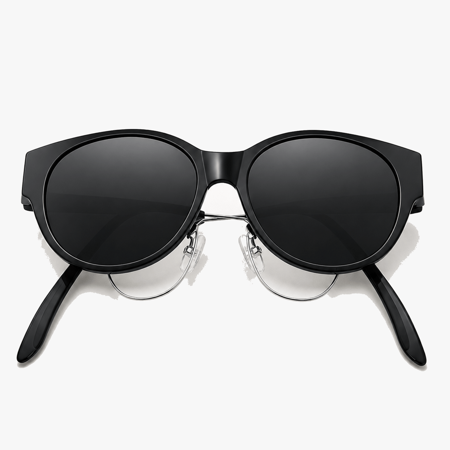 Occhiali da sole cat eye oversized da sovrapporre agli occhiali da vista