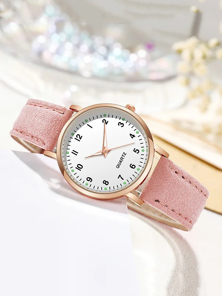 Orologio da Donna con Cinturino in Pelle e Design Elegante