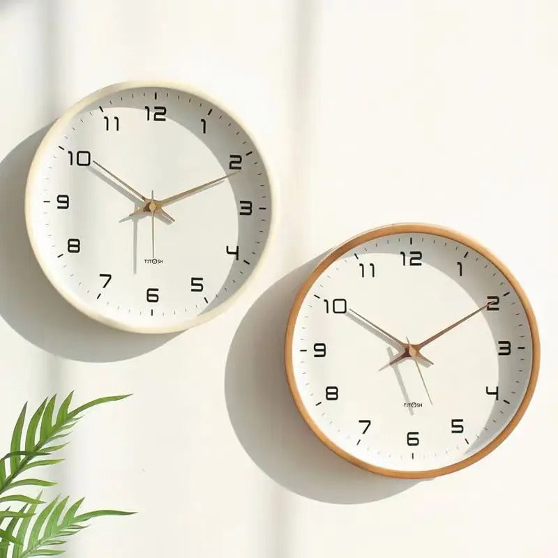 Orologio da parete minimalista in legno