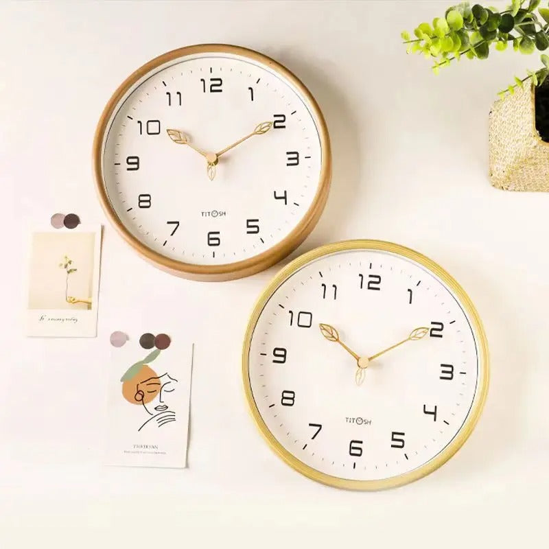 Orologio da parete minimalista in legno