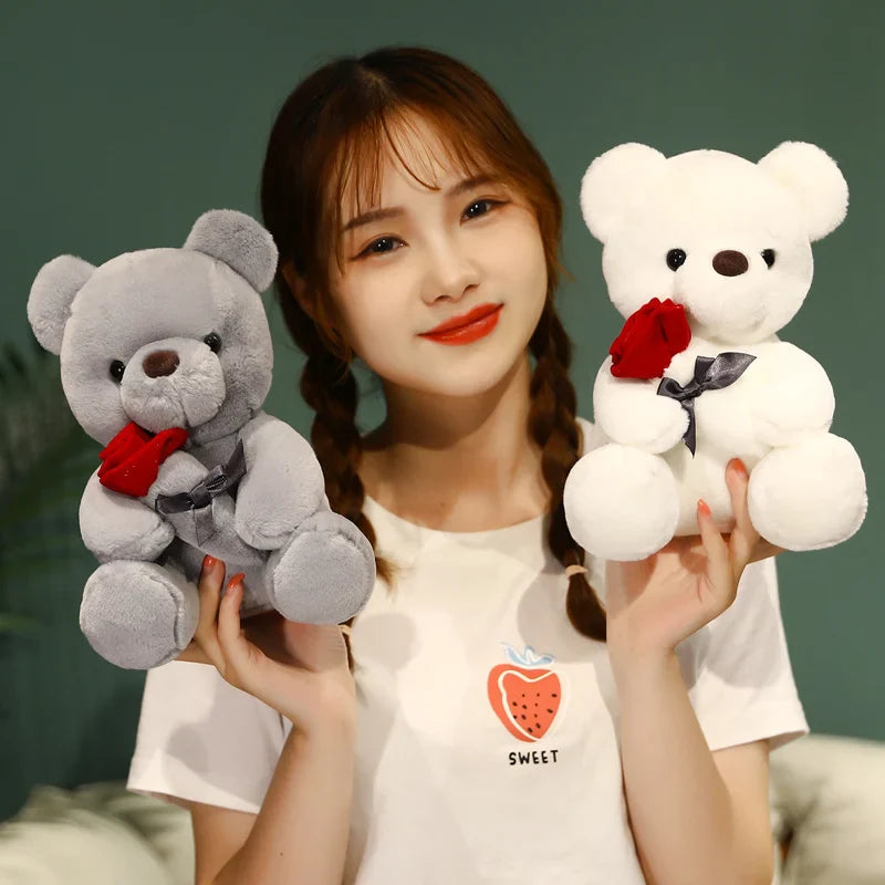 Orsetto di Peluche Kawaii con Rosa – Simpatico Regalo per San Valentino, Morbido Orsetto in Peluche, Ideale per Decorazione