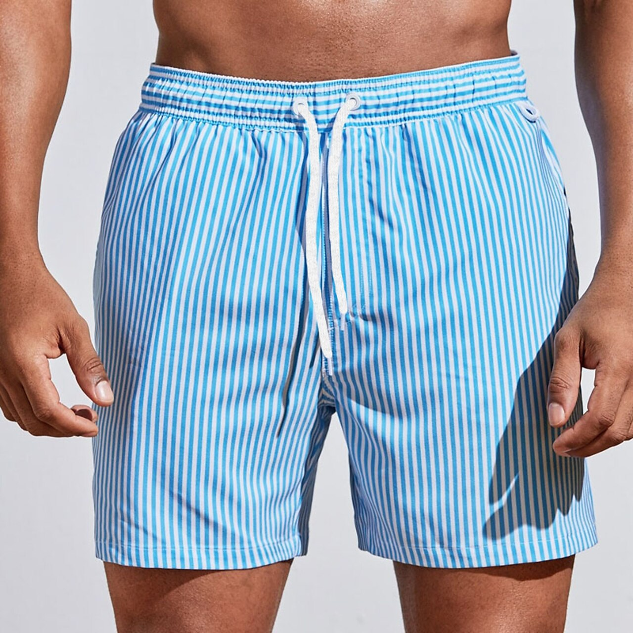 Pantaloncini a righe da uomo con coulisse