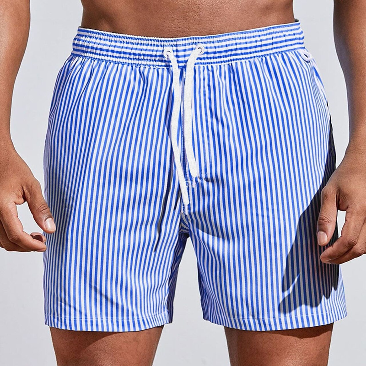 Pantaloncini a righe da uomo con coulisse