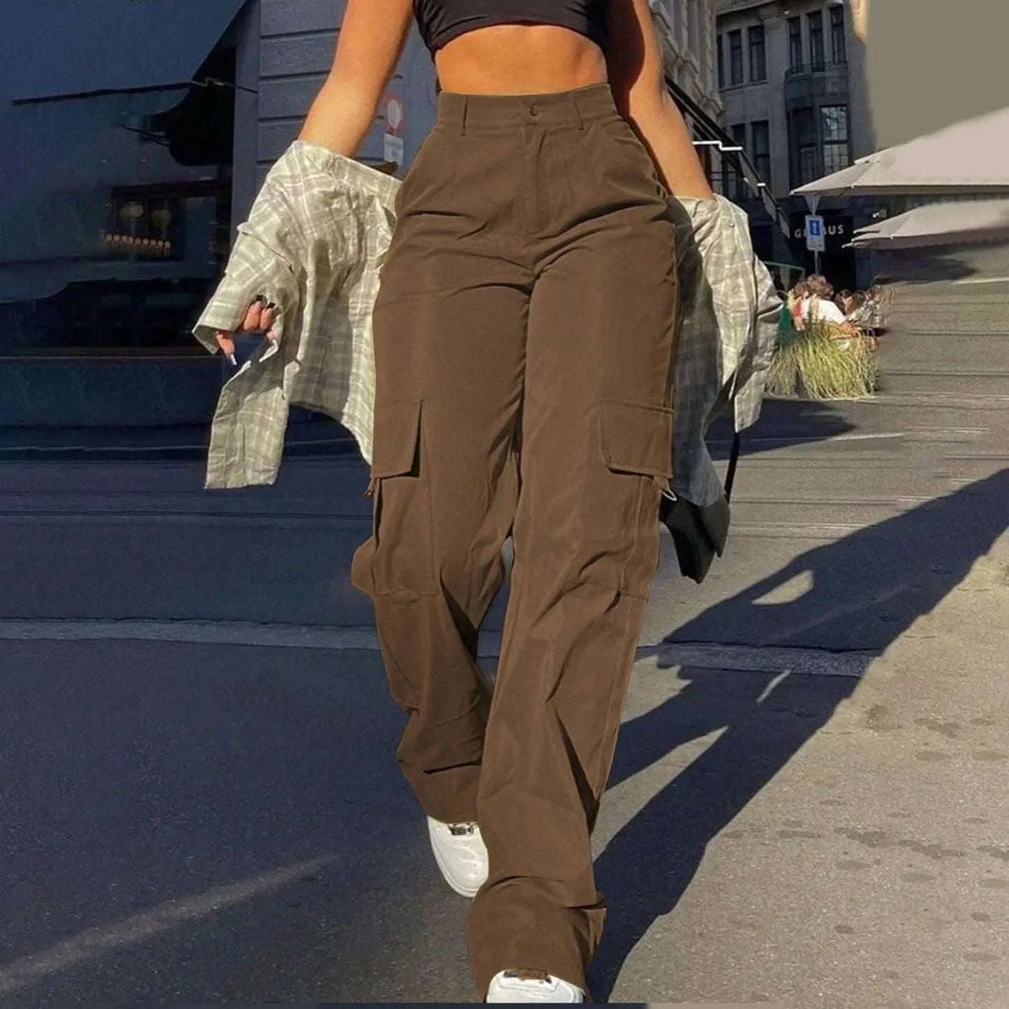 Pantaloni cargo da donna a vita alta con vestibilità morbida – Tessuto strutturato morbido